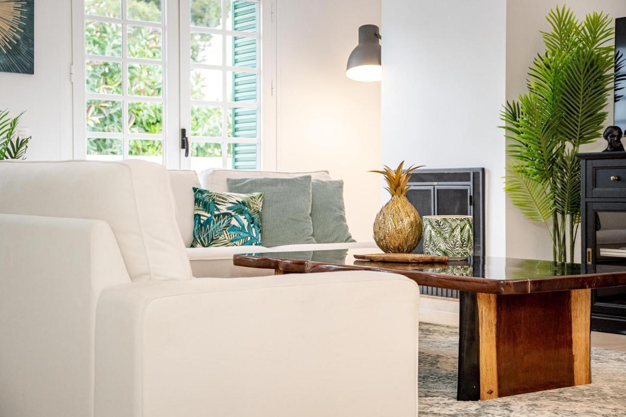 Charming And Modern 3-bedroom Duplex In Aloha Pueblo With Mountain Views Vakantiehuis