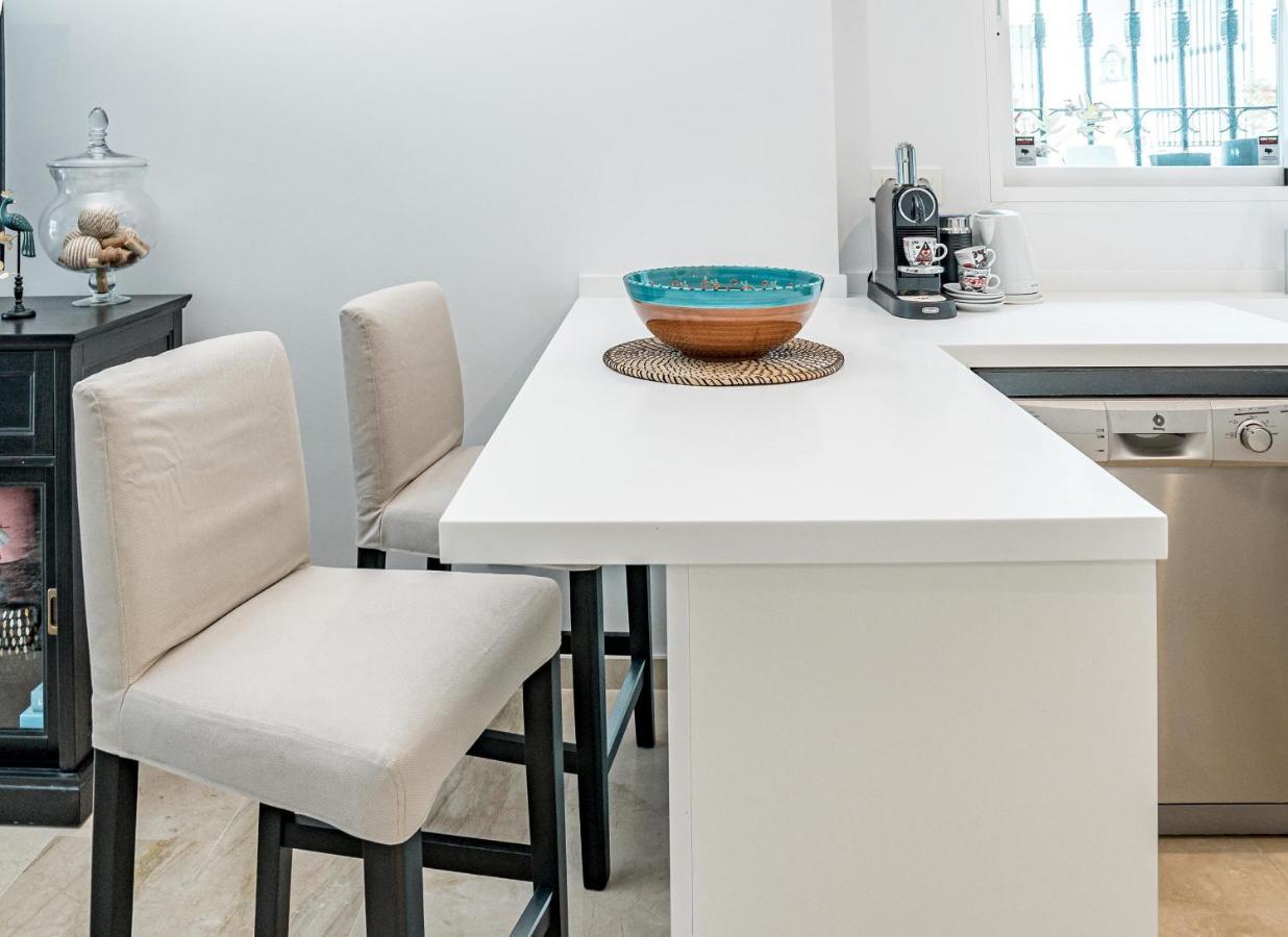 Charming And Modern 3-bedroom Duplex In Aloha Pueblo With Mountain Views Vakantiehuis