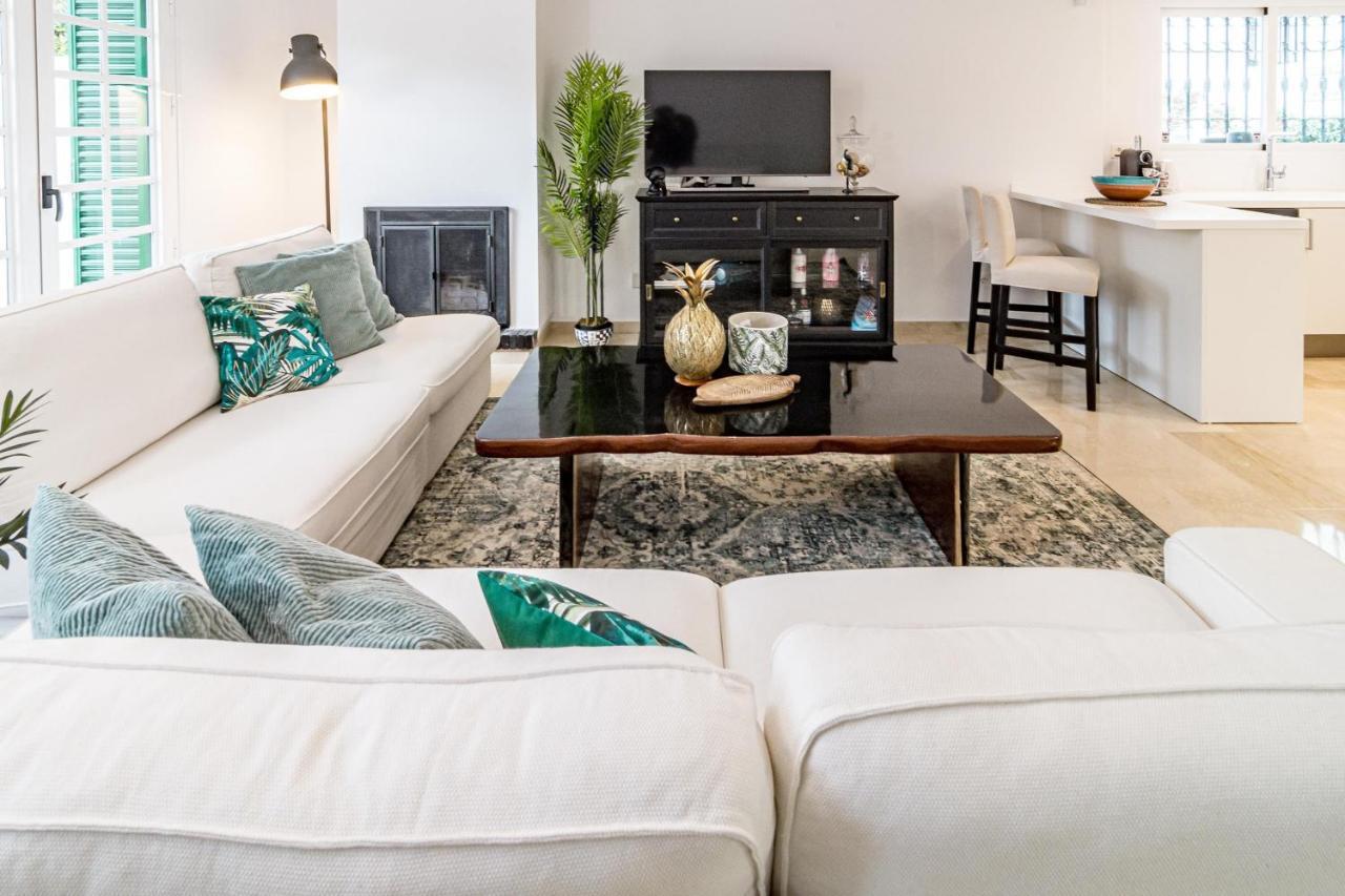 Vakantiehuis Charming And Modern 3-bedroom Duplex In Aloha Pueblo With Mountain Views Marbella