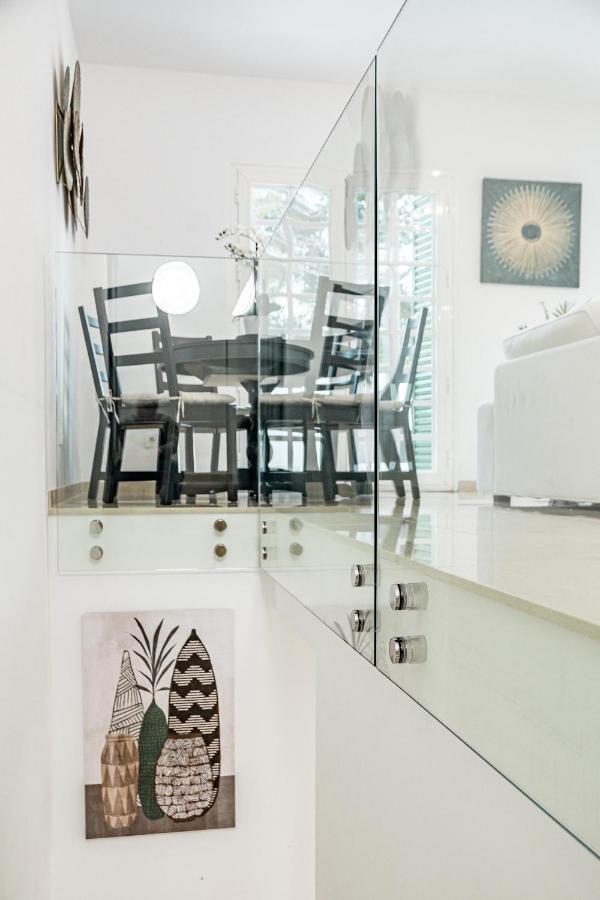 Charming And Modern 3-bedroom Duplex In Aloha Pueblo With Mountain Views Vakantiehuis *